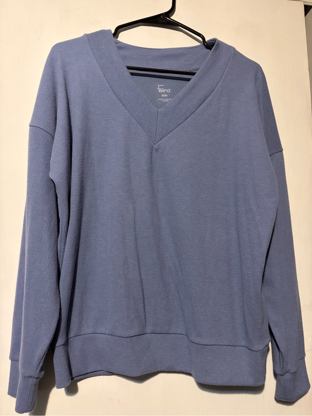 H&M Men's V-Neck Sweater in Dusty Blue